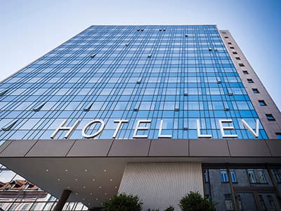 Hotel Lev